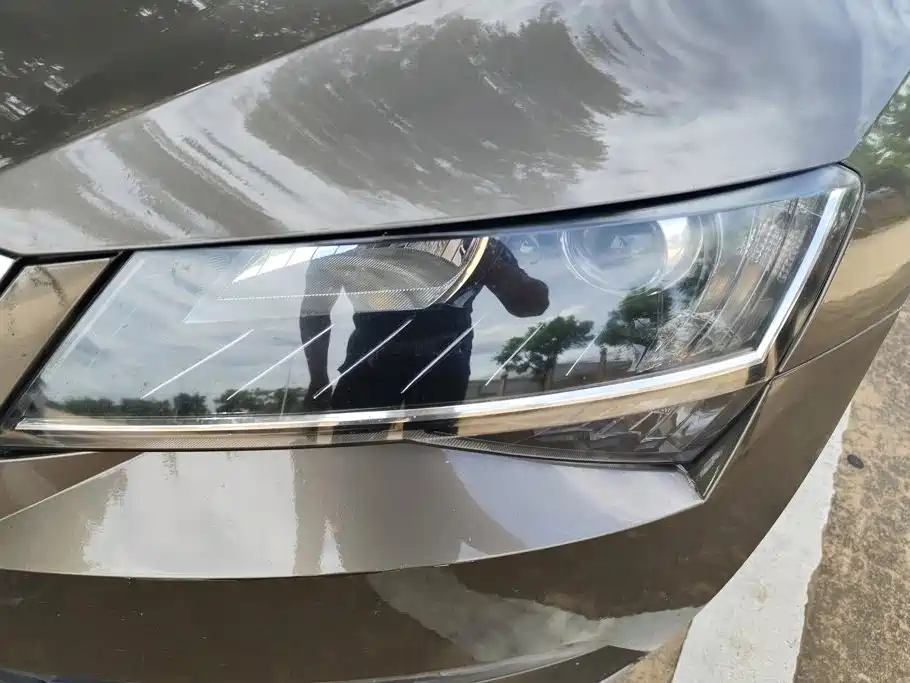Skoda Superb — миниатюра 5