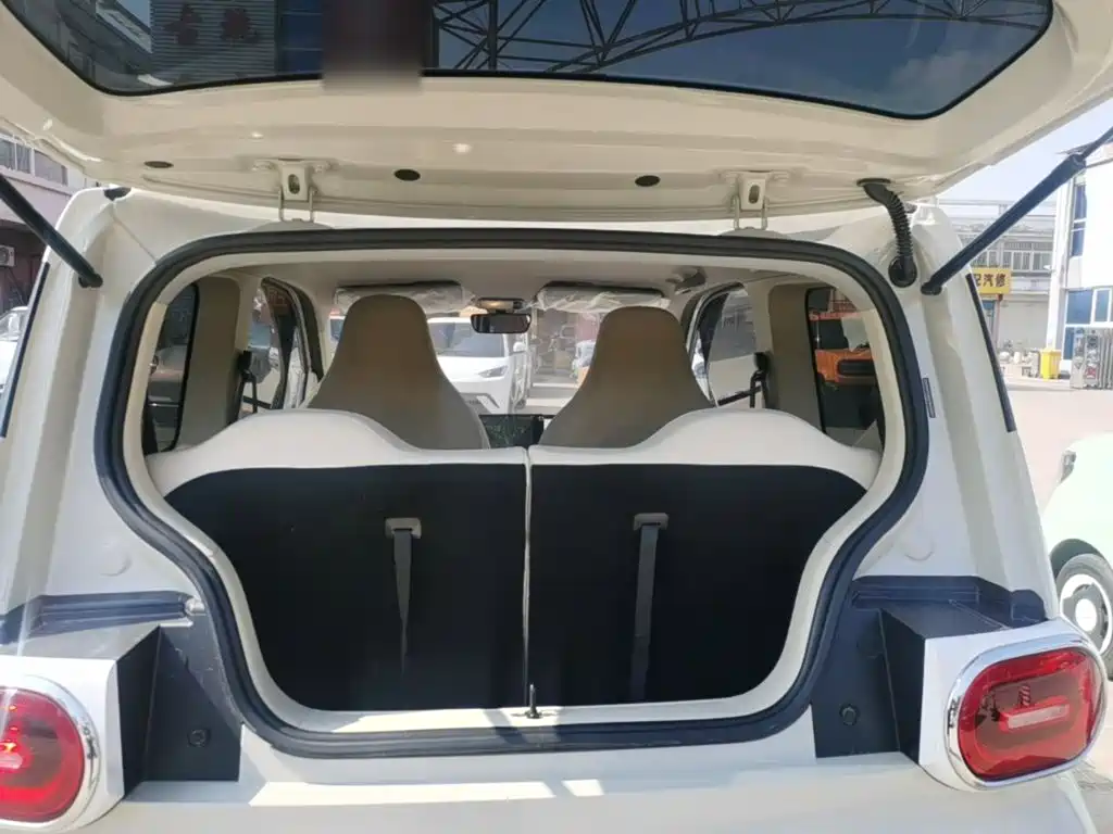 Wuling MINIEV — миниатюра 19