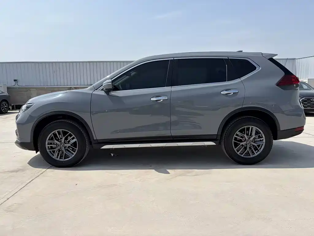 Nissan X-Trail 2025 2.0L Lead