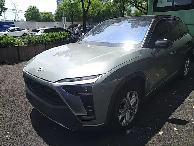 2022 Nio ES8