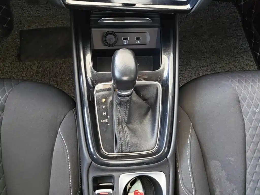 Roewe i5 — миниатюра 14