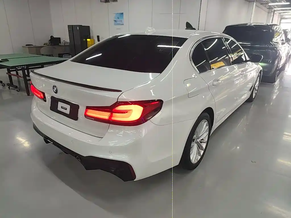 BMW 5 Series — миниатюра 7