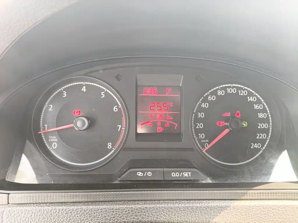 Volkswagen Santana — миниатюра 12