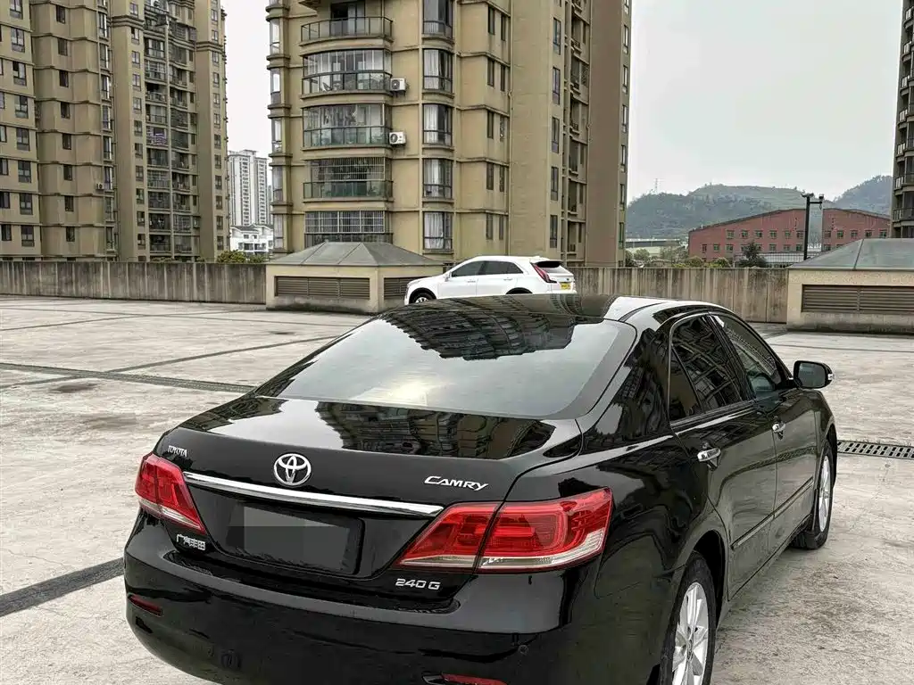 Toyota Camry 2011 240G