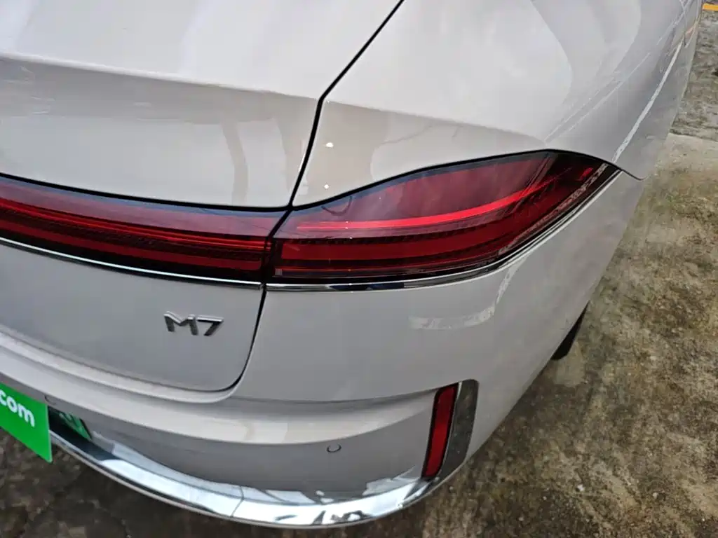Roewe M7 DMH — миниатюра 8