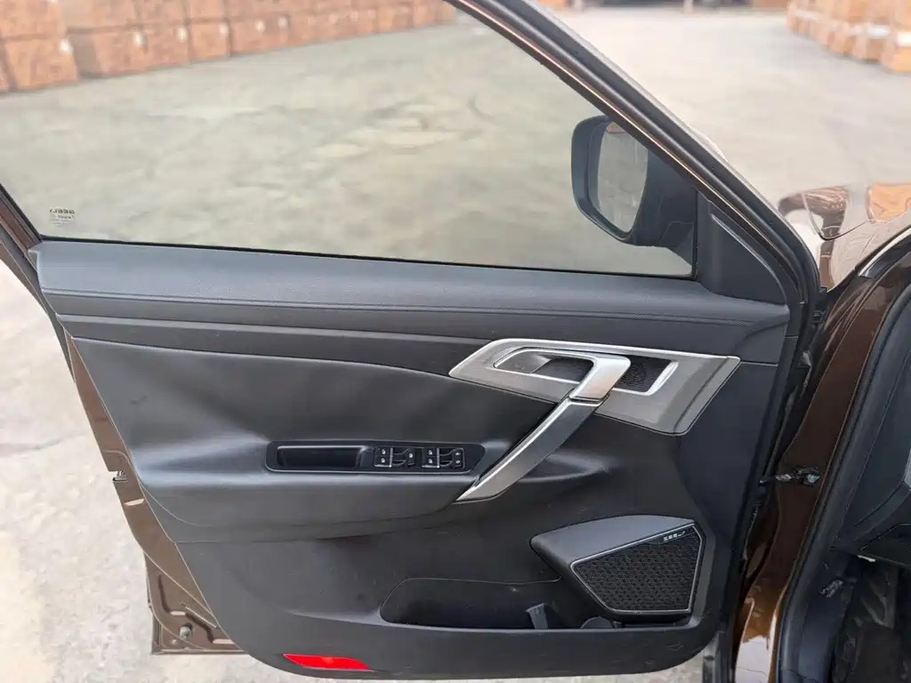 Geely Boyue — миниатюра 4