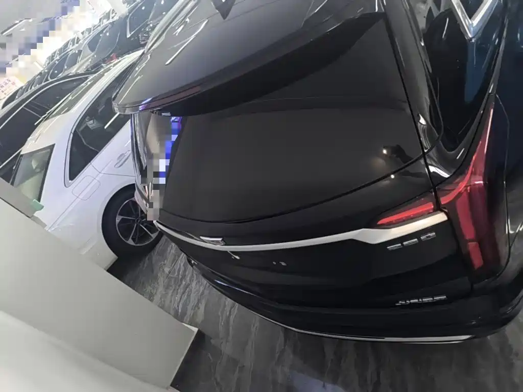 Cadillac XT6 — миниатюра 6