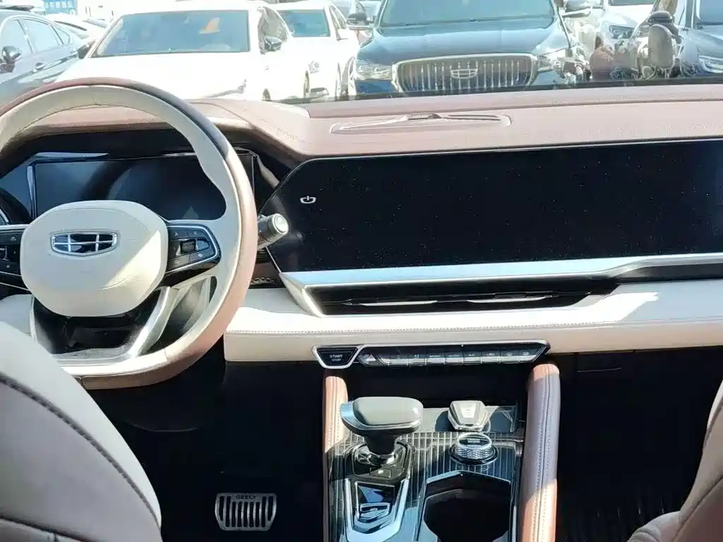 Geely Xingyue L — миниатюра 4
