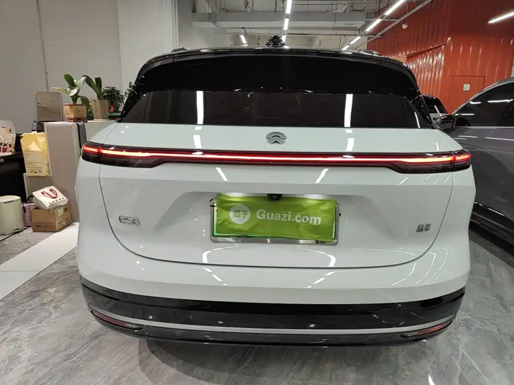 NIO ES6 — миниатюра 6