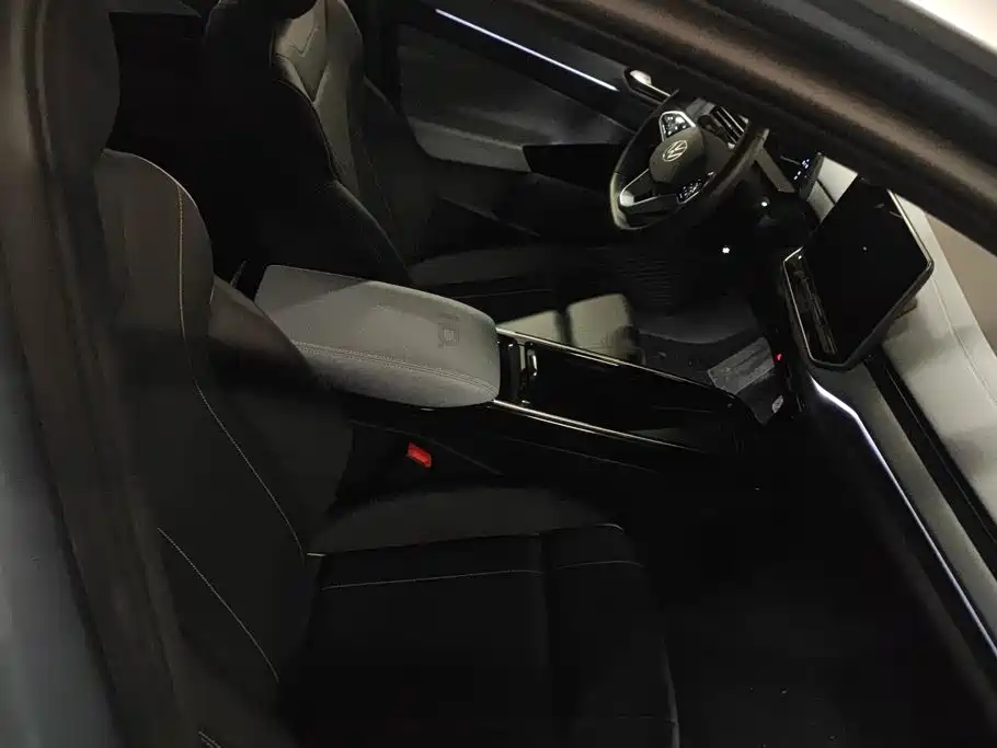 Volkswagen ID.4 X — миниатюра 8