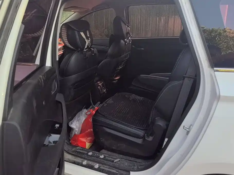 Baojun 360 — миниатюра 11