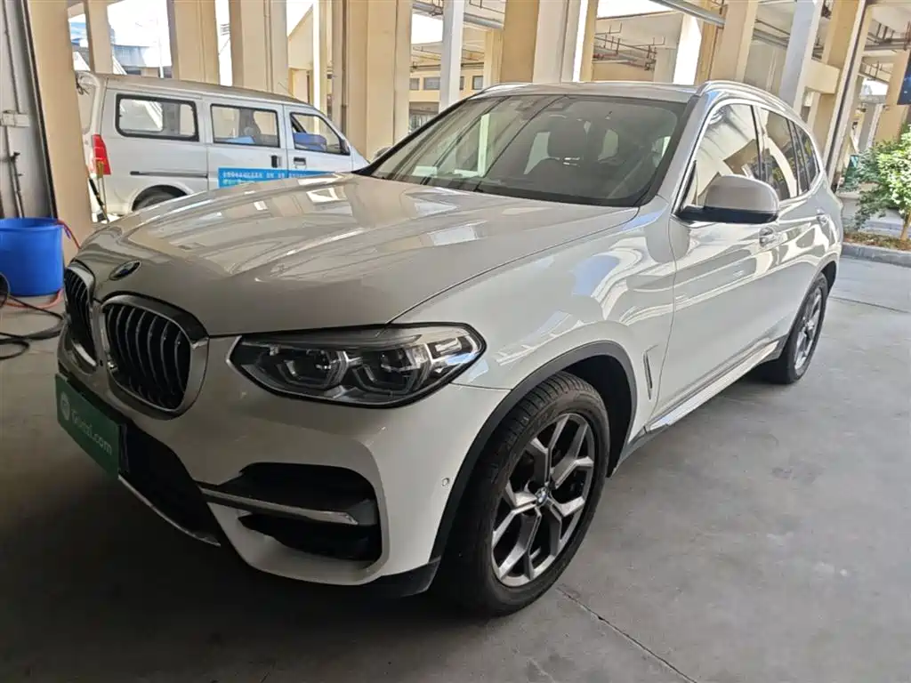 BMW X3 2021