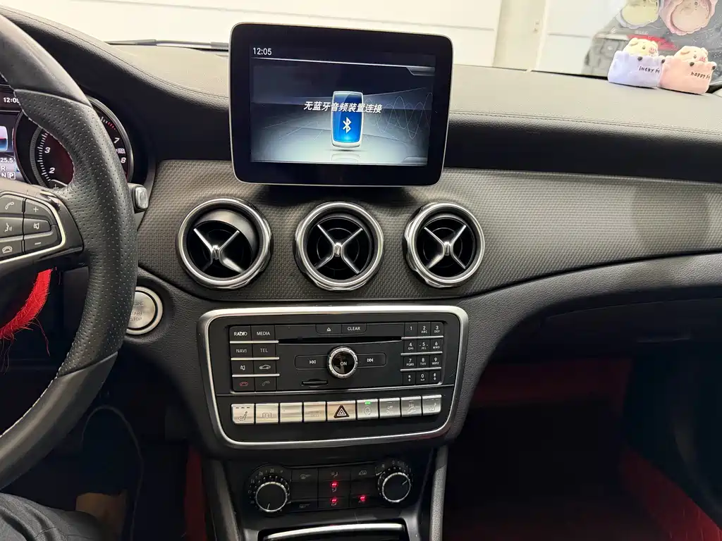Mercedes-Benz GLA — миниатюра 16