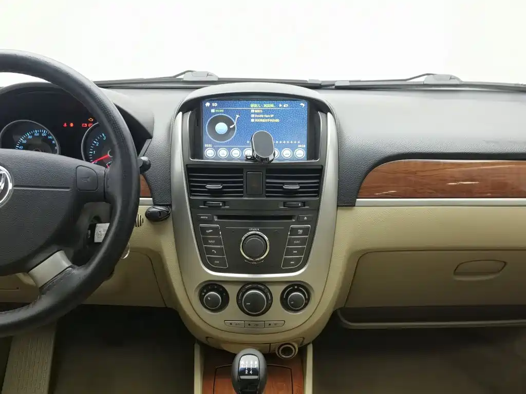 Buick Excelle — миниатюра 12