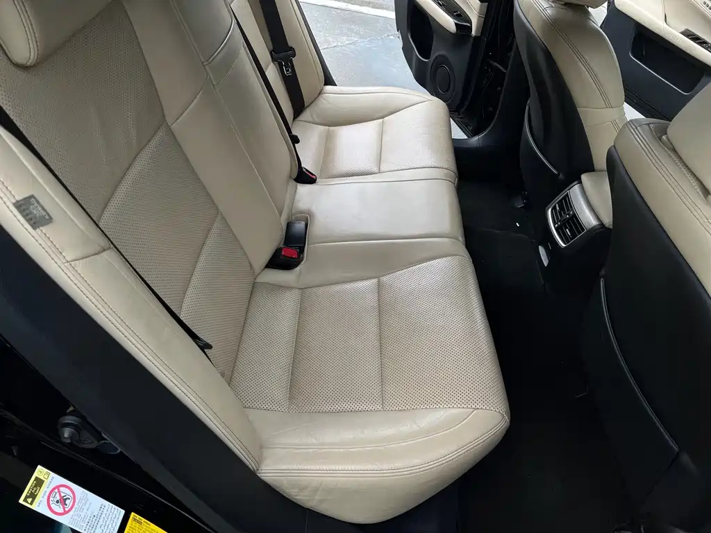 Lexus GS — миниатюра 12