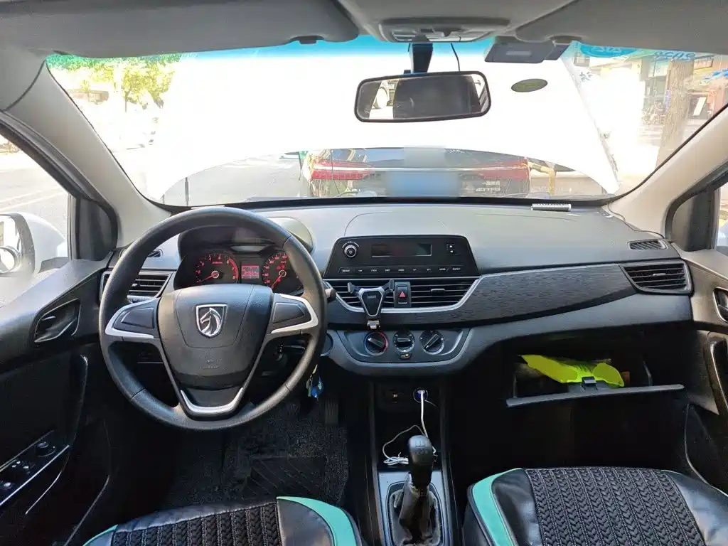Baojun 310 — миниатюра 10