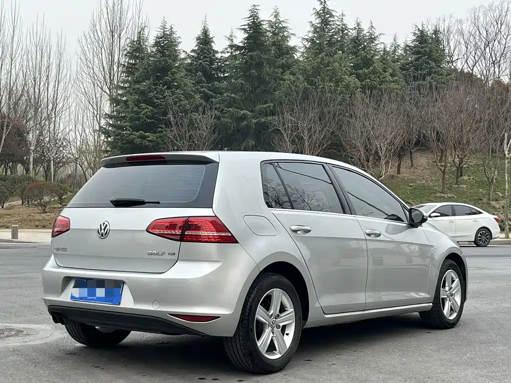 Volkswagen Golf — миниатюра 4
