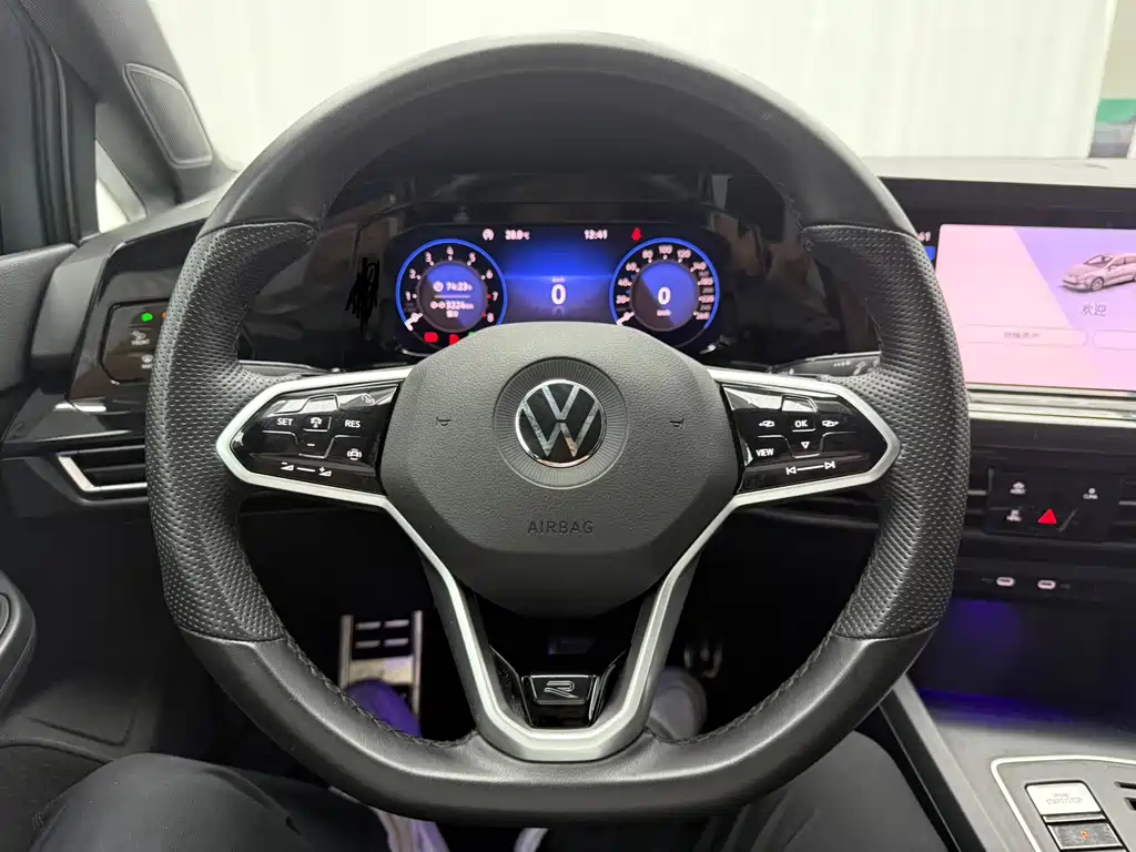 Volkswagen Golf — миниатюра 7