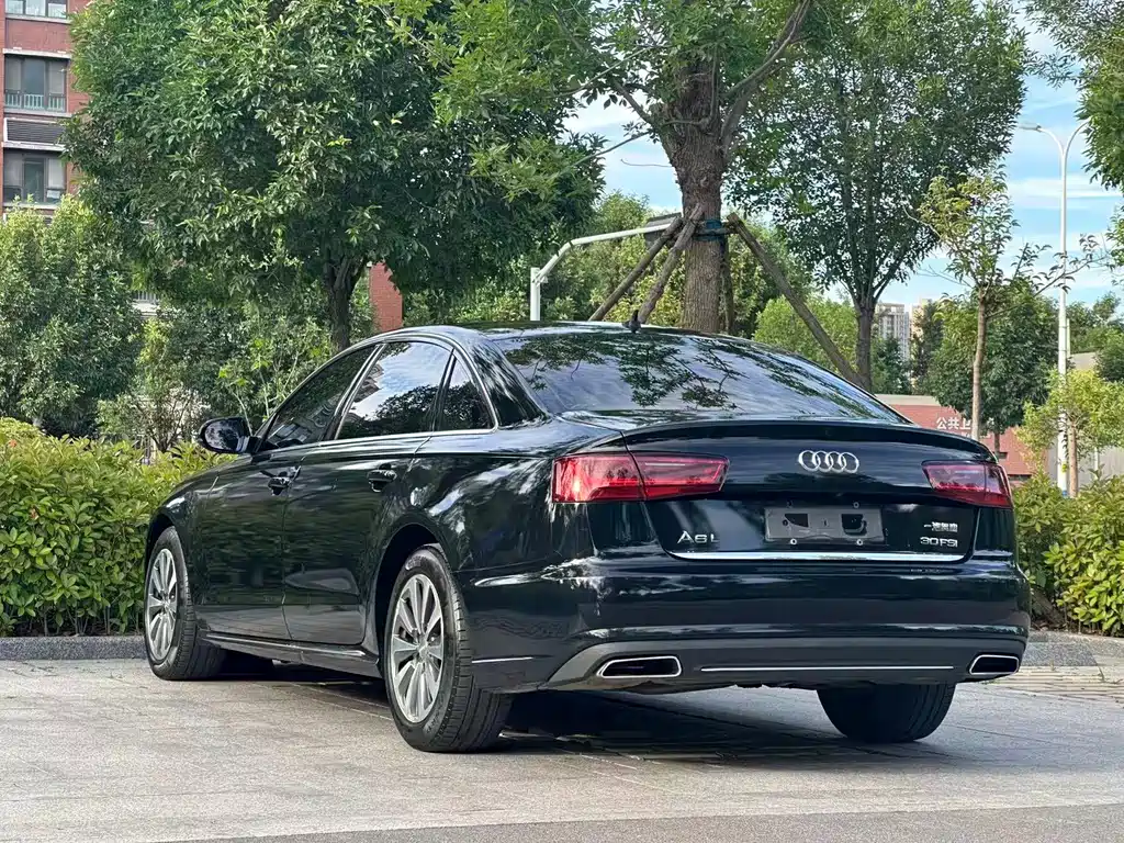 Audi A6L — миниатюра 6