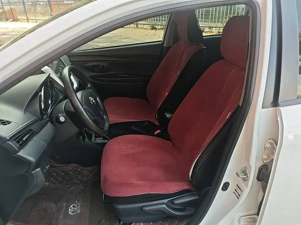Toyota Yaris L — миниатюра 15