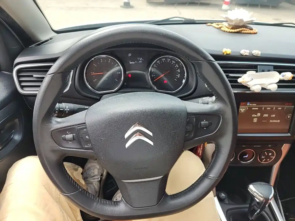 Citroen C3-XR — миниатюра 11