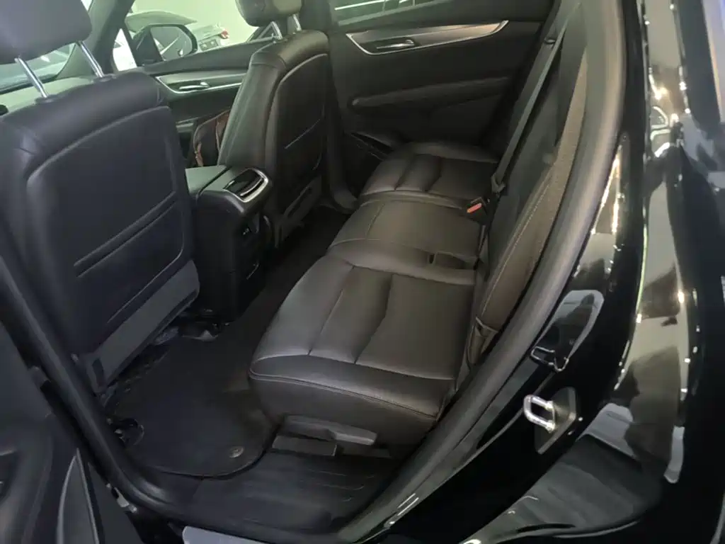Cadillac XT6 — миниатюра 17