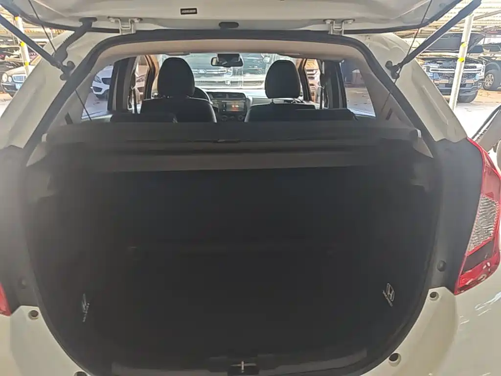 Honda Fit — миниатюра 19