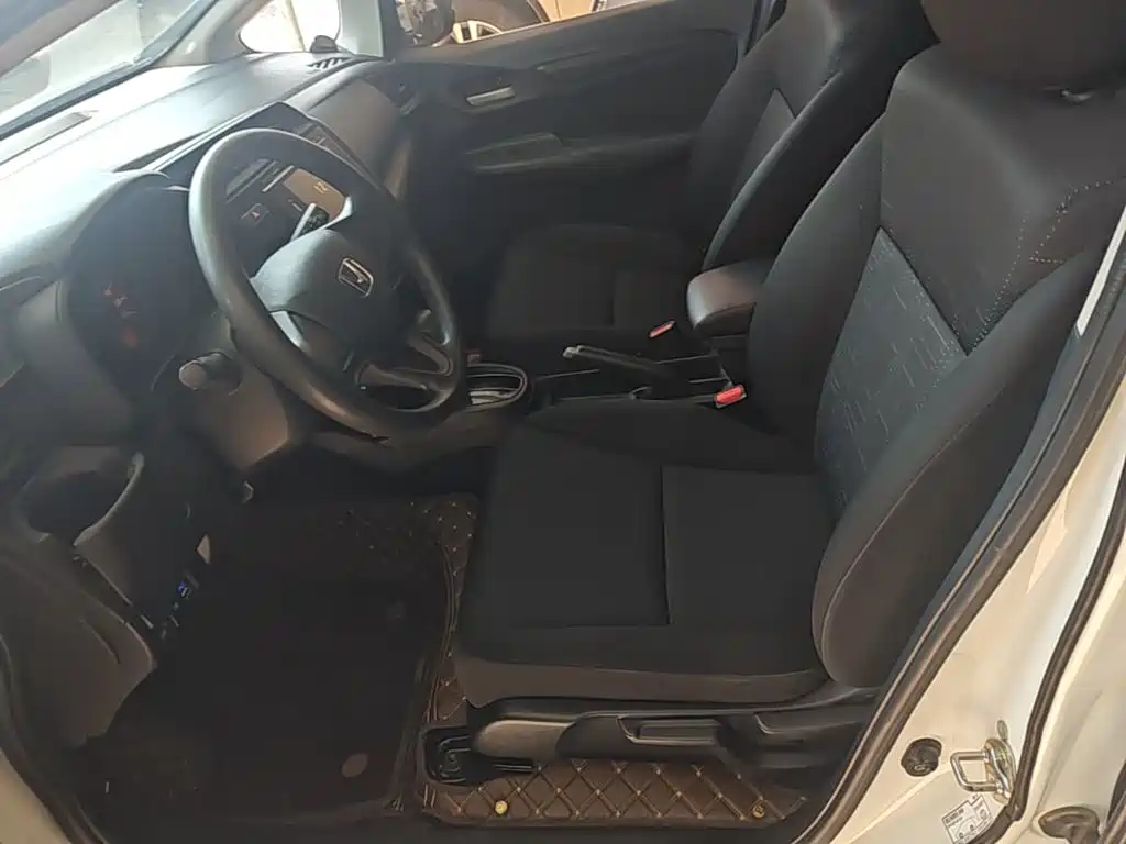 Honda Fit — миниатюра 15