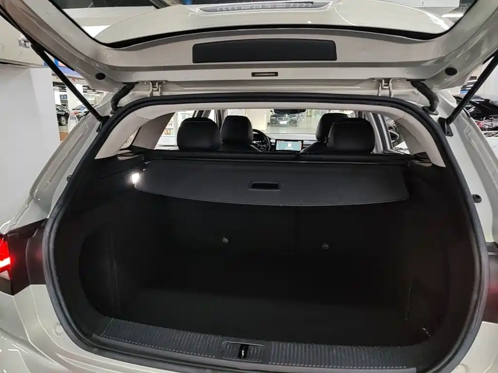 Roewe Ei5 — миниатюра 19
