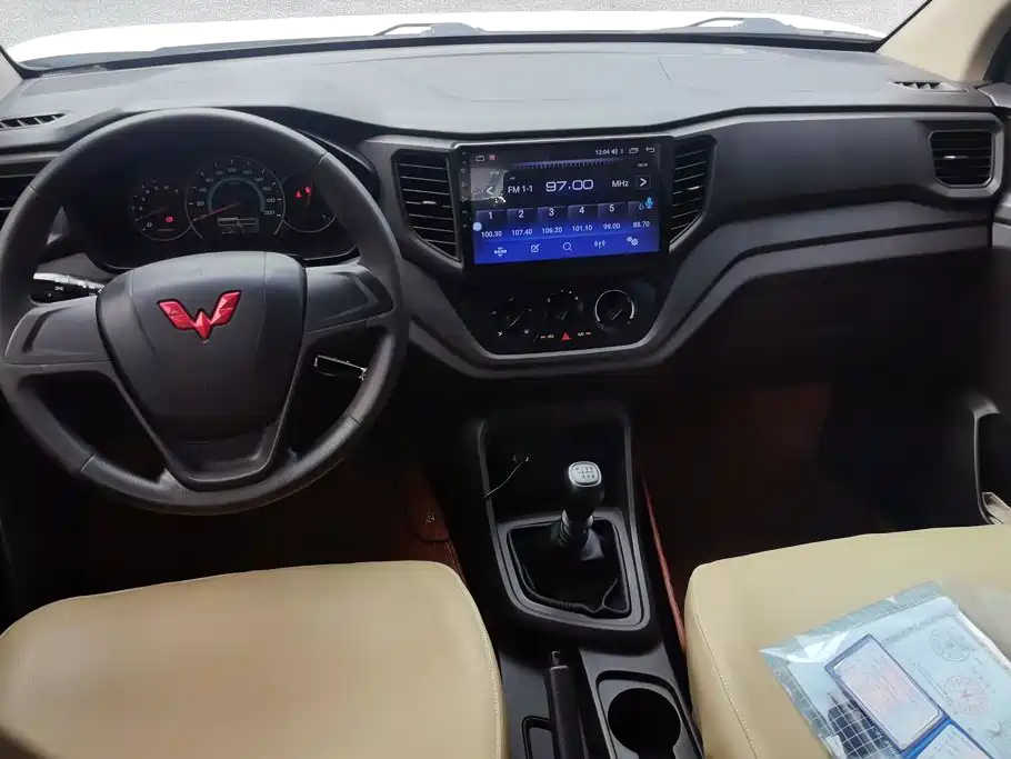 Wuling Hongguang V — миниатюра 12