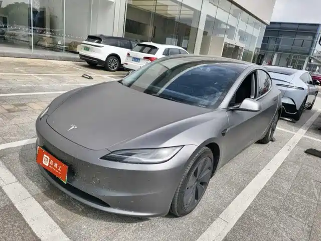 2024 Tesla Model 3