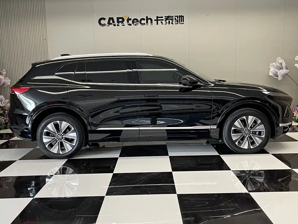 Buick E5 — миниатюра 4