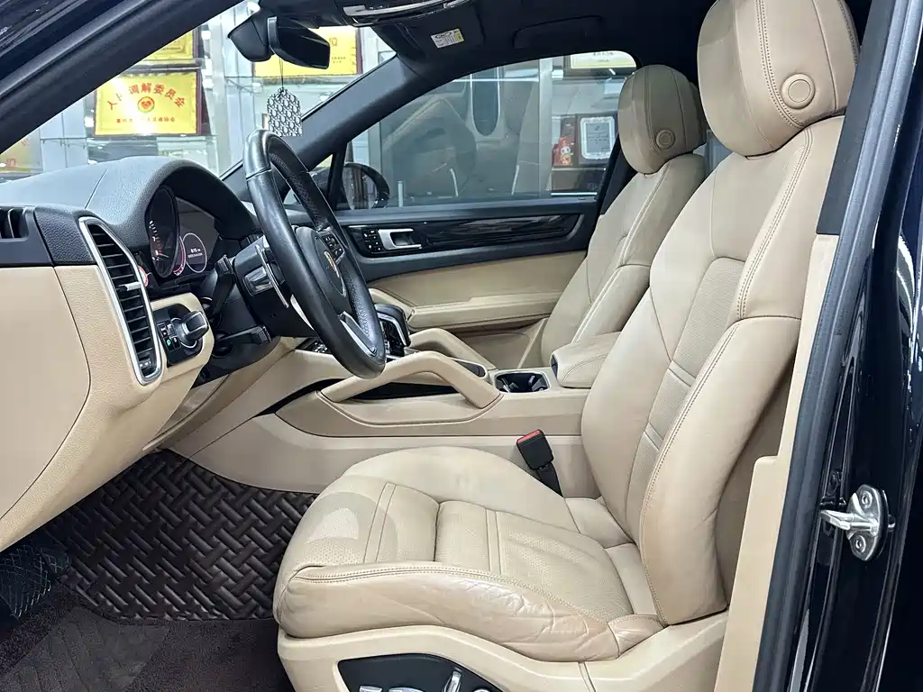 Porsche Cayenne 2018 Cayenne 3.0T