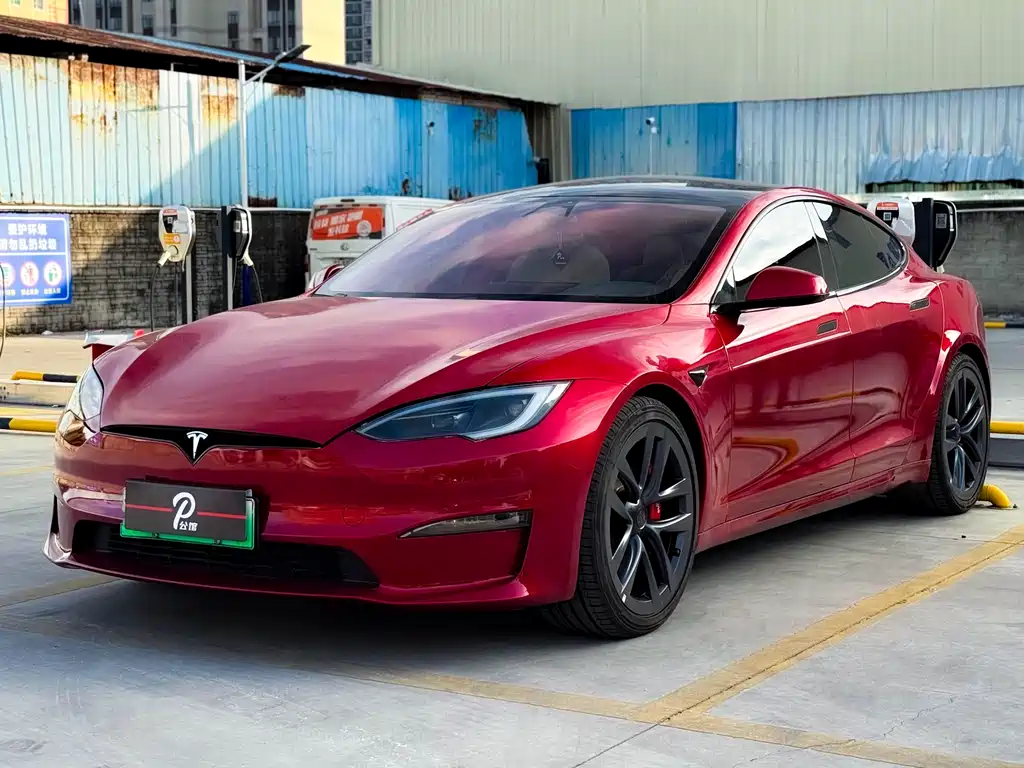TESLA MODEL S