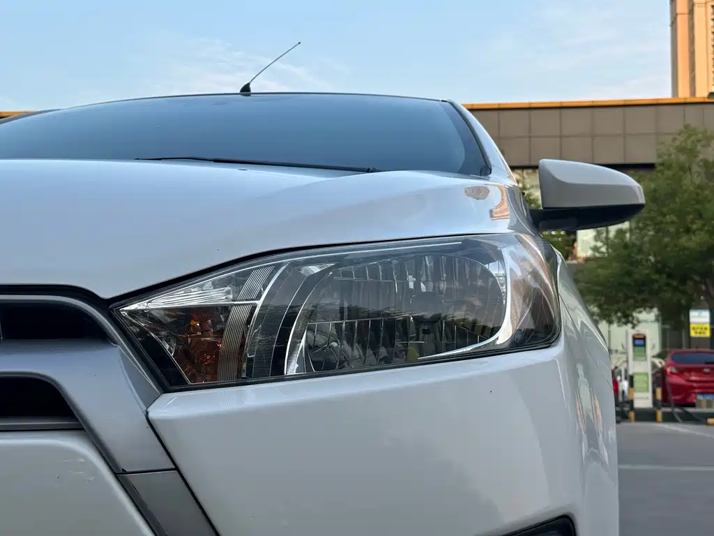 Toyota Yaris L — миниатюра 19