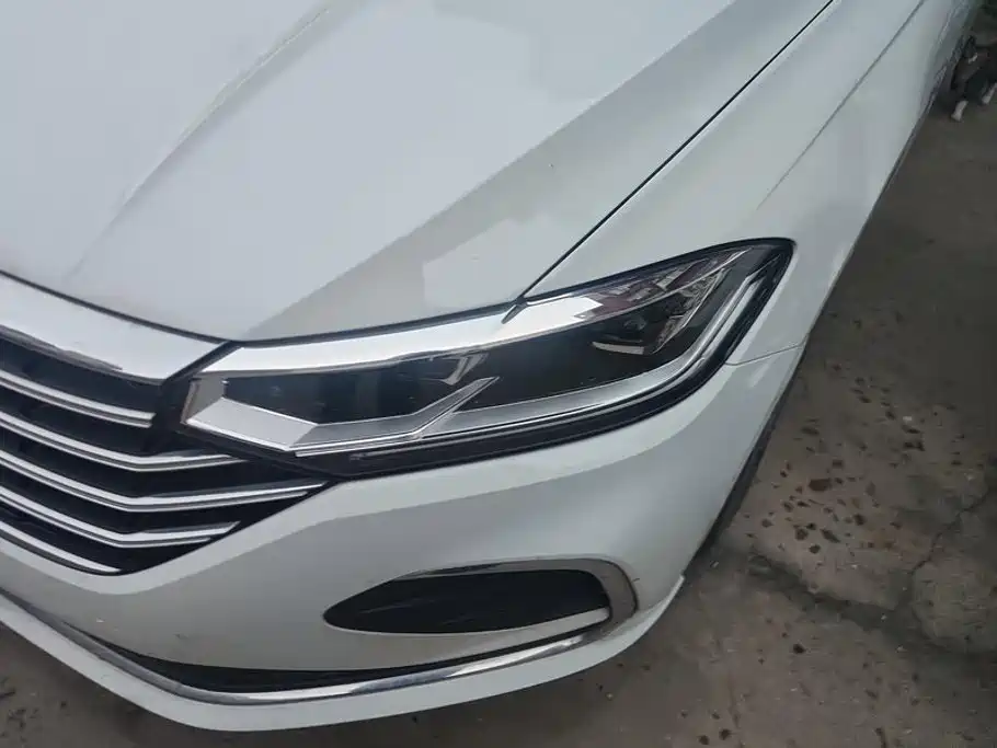 Volkswagen Lavida — миниатюра 5