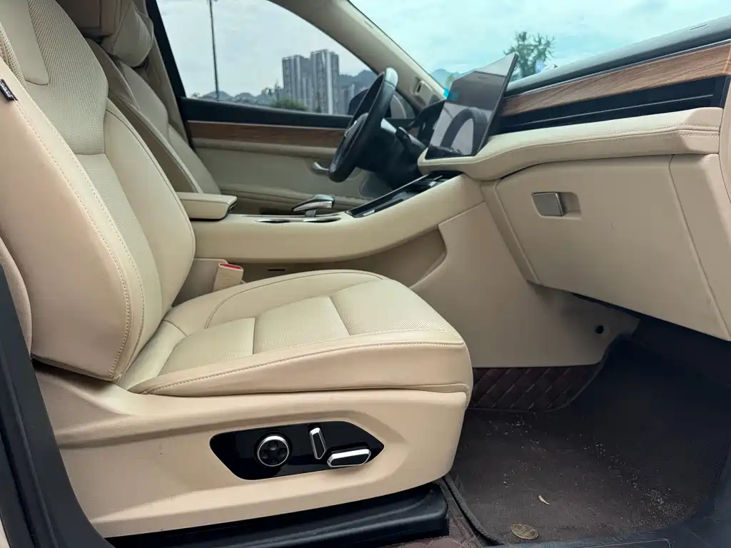 AITO Wenjie AITO M5 — миниатюра 16