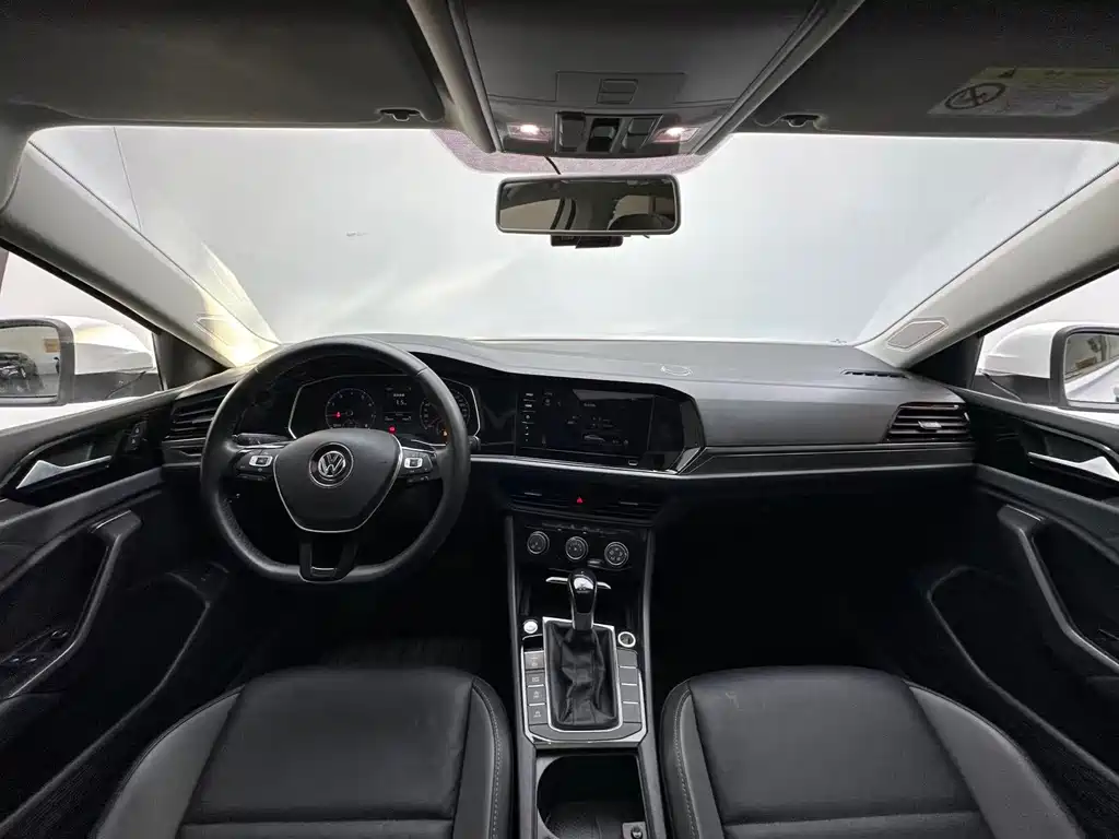 Volkswagen Sagitar — миниатюра 4