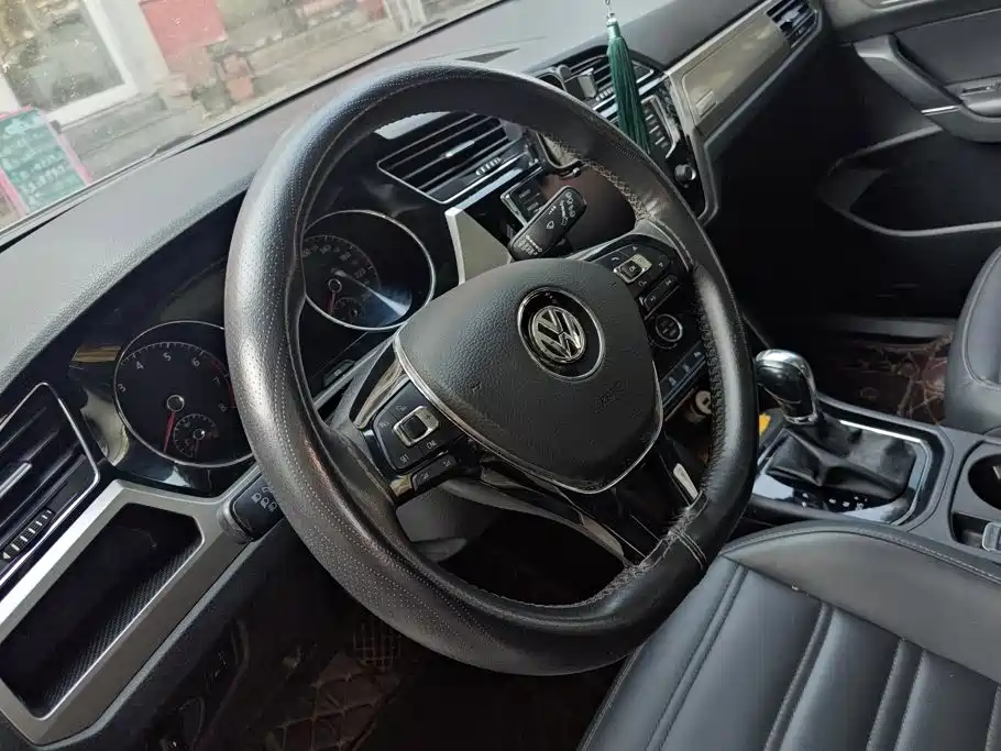 Volkswagen Touran — миниатюра 15