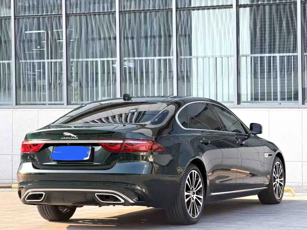 Jaguar XFL — миниатюра 13