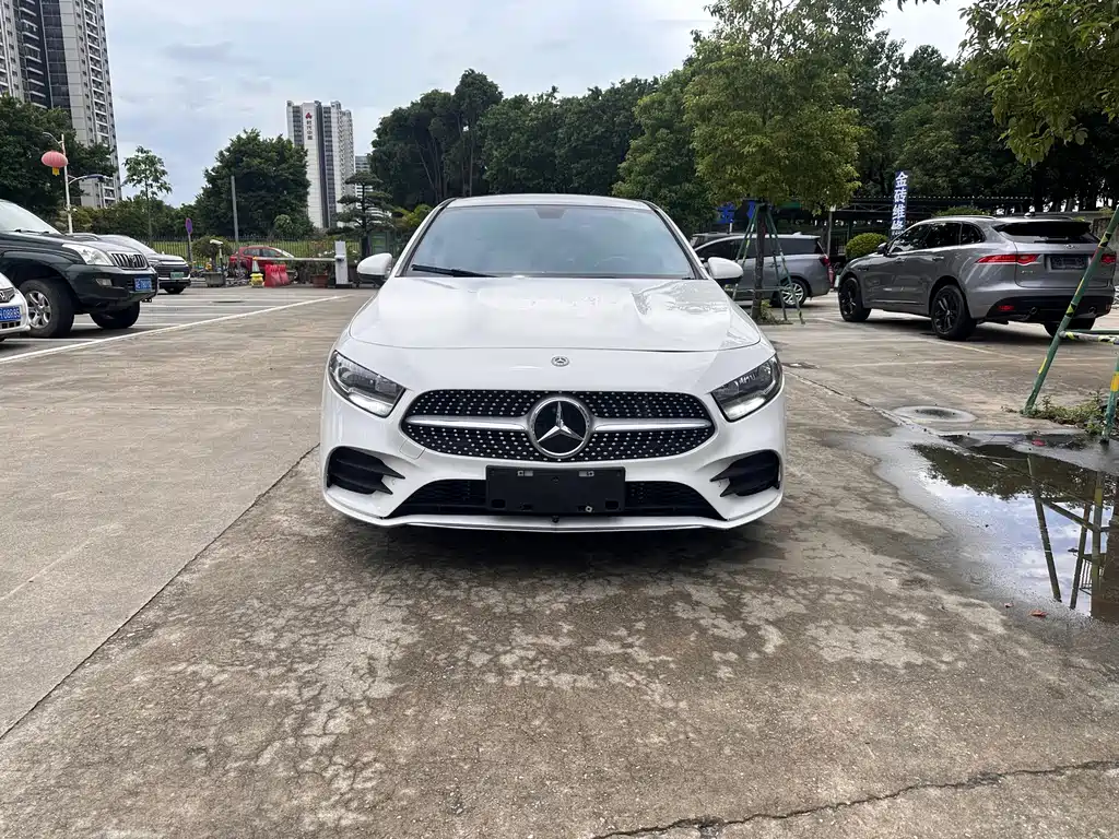 Mercedes-Benz A-Class — миниатюра 2