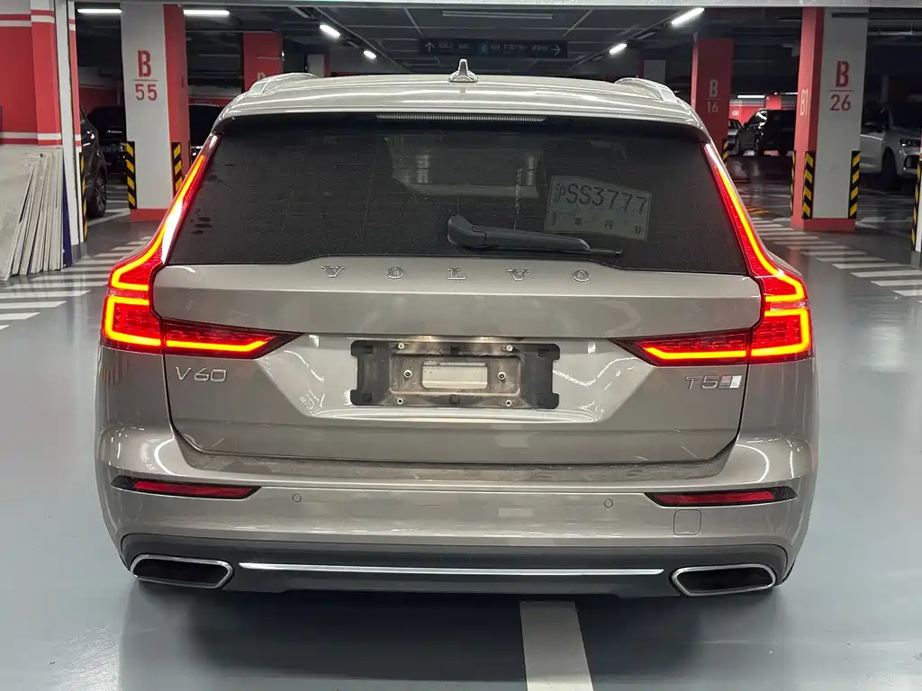 Volvo V60 — миниатюра 5