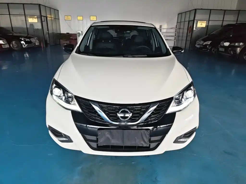 Nissan Tiida 2021 1.6L CVT