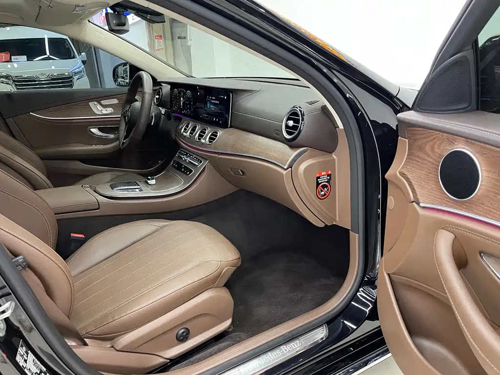 Mercedes-Benz E-Class New Energy — миниатюра 9