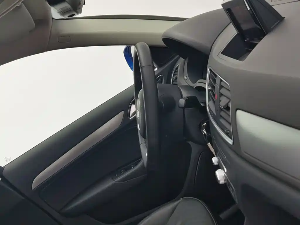 Audi Q3 — миниатюра 22