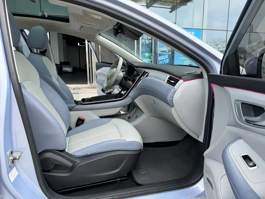 Roewe Feifan ER6 — миниатюра 13