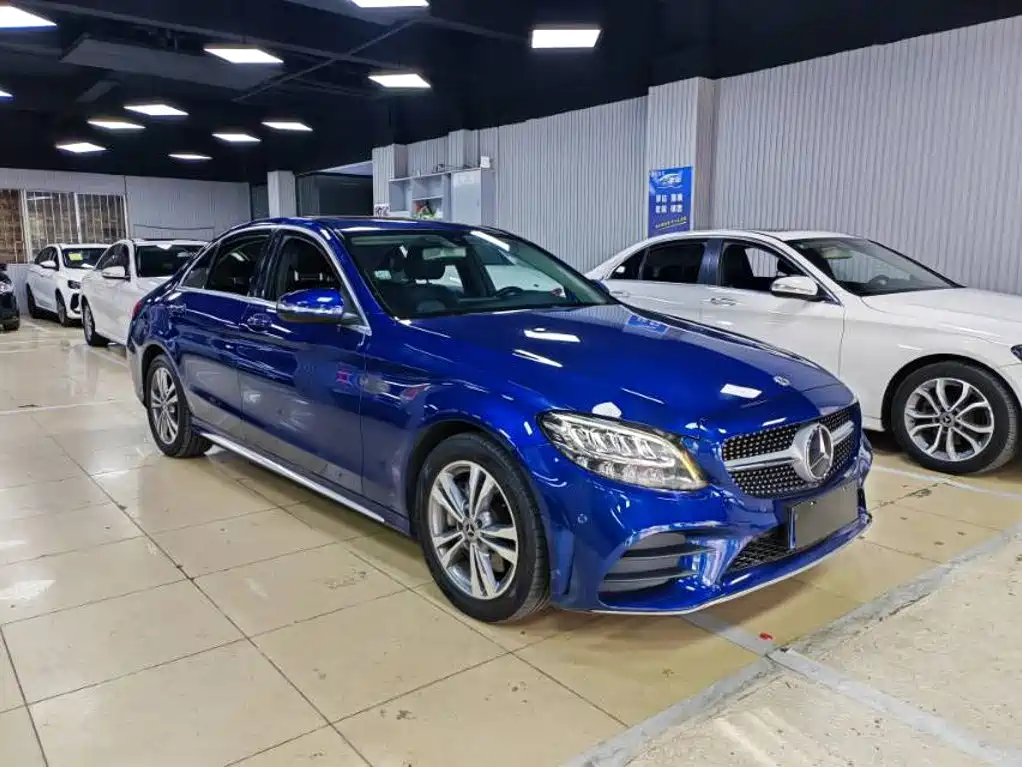 Mercedes-Benz C-Class — миниатюра 3
