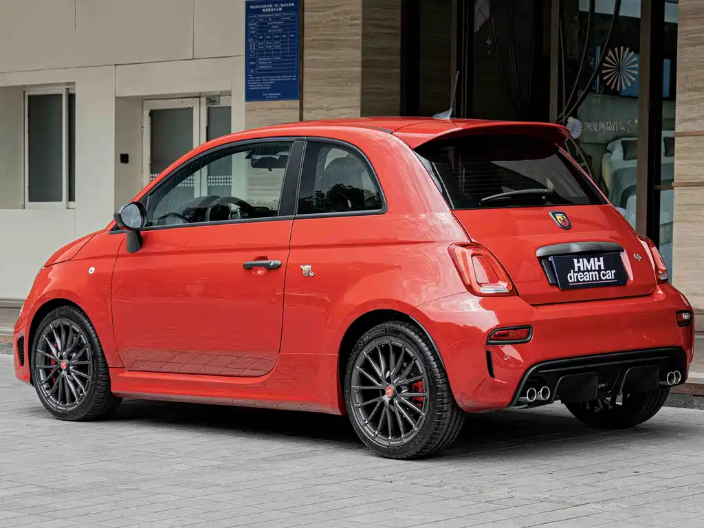 Abarth 595 2024 1.4L AT