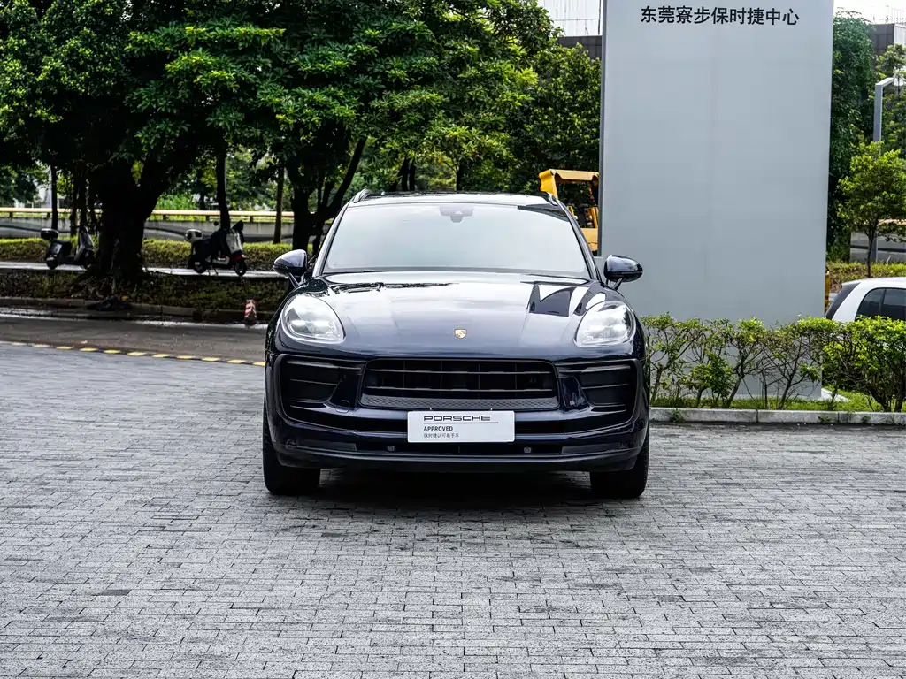 Porsche Macan — миниатюра 5
