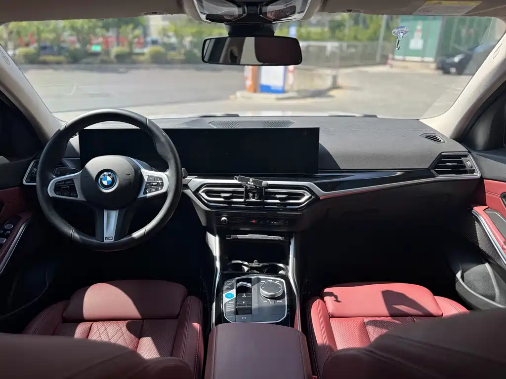 BMW i3 — миниатюра 9